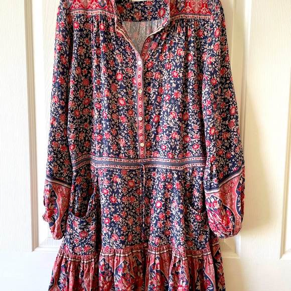 Sold elsewhere. 💰 Like new! 🌻Spell jasmine play dress - Picture 2 of 7